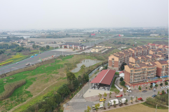 彭山區高速路口安置區便民菜市場(chǎng)